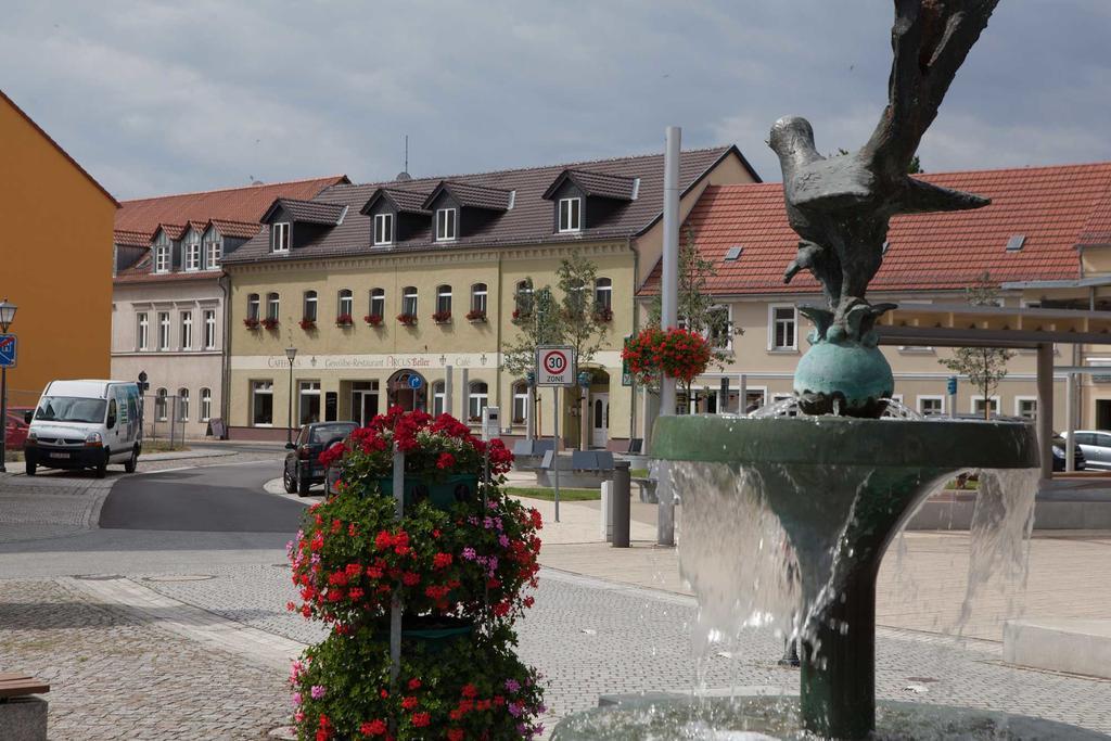 Hotel Arcus Elsterwerda Extérieur photo